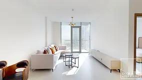 Modern | Central Location | Balcony | Skyline View