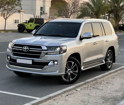 Land Cruiser GXR V6 +Full Options + Agency Maintained Al-Futtaim