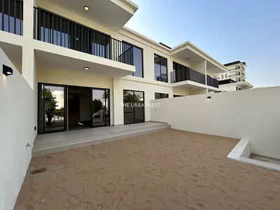 Immaculate 3BR + maids Duplex Garden &amp; Pool Access