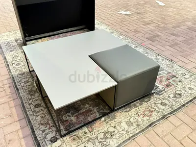 Selling high quality Italian coffee table like new