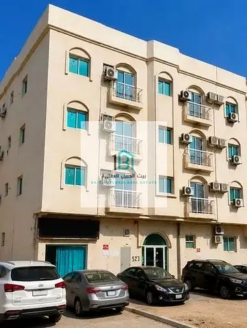� للبيع | بناية استثمارية مميزة في مويلح – الشارقة