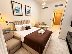 Spacious Furnished /Pool View / Ready To Move
