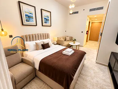 Spacious Furnished /Pool View / Ready To Move