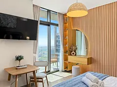Brand New Studio | High Floor | Canal View | All Bills Included