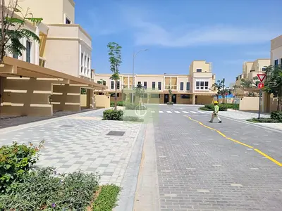 BRAND NEW | BACK TO BACK ROW | CLOSE TO AMENITIES | 4-BEDROOM TOWNHOUSE