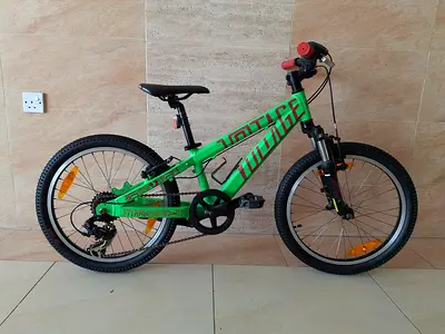 Scott Voltage JR20 Boys Mountain Bike Green Gears 20" Wheels suitable from 6 to 9 years