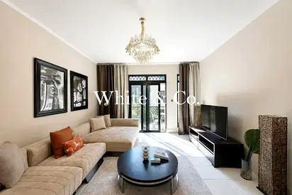 Large 1 Plus Study | Vacant | View Today
