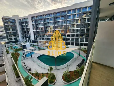 Furnished Studio Apartment With Basement Parking, Balcony & Amenities