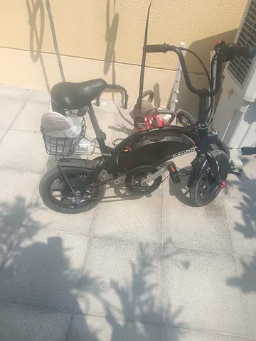 Small electric/assisted folding bike - ideal for short city rides with out battery