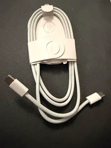 White braided USB-C to USB-C charging/data cable