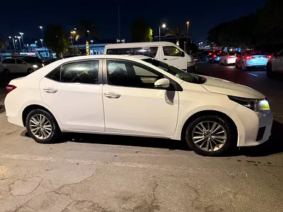 صورة 1 لـ 2015 Toyota COROLLA