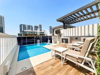 4BR Townhouse | Private Rooftop Pool | Furnished