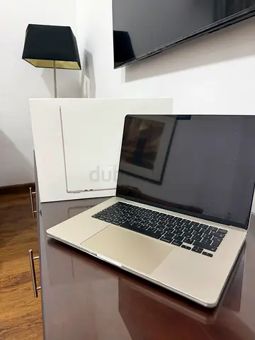 MacBook air 15-inch (starlight) - Good working condition, used