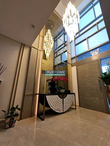 Corner 5BR Villa | High-End Finishes | Rented