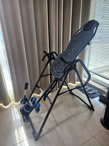 Teeter Inversion Table. Back pain