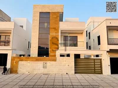 فيلا للبيع بموقع مميز مقابل الخدمات وشارع الشيخ محمد بن زايد.