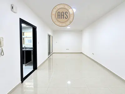 In prime location huge Studio with balcony Wardrobes