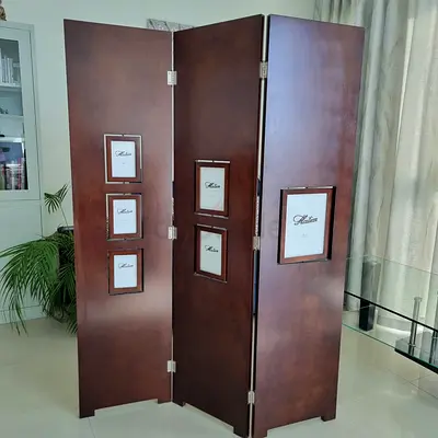 FREE FURNITURE (Wooden Divider) – Abu Dhabi, Al Wahda area