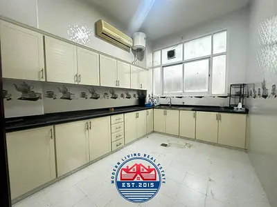Splendid 3BR Huge Hall kitchen 3 bathrooms ground floor apartment