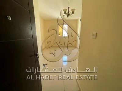 🏡✨ غرفة وصالة للإيجار السنوي في القليعة – الشارقة ✨🏡  فرصة مميزة للسكن في منطقة القليعة بالشارقة، حيث الموقع الحيوي وسهولة الوصول إلى الخدمات والمرا