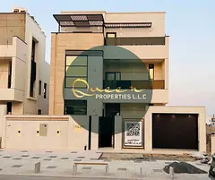 Large space / Prime and vibrant location / Close to services and amenities