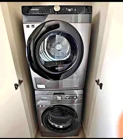 Samsung latest 9+9kg washer and dryer pair With Wifi option