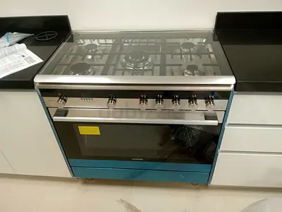 Siemens brand new IQ700 Combination stove 90cm