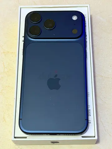 IPhone 512GB 17 Pro Max one year old for 4400/-