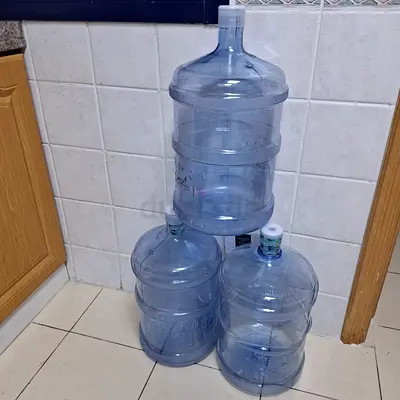 4 pieces of Reusable Water Bottles