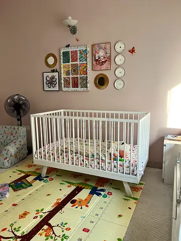 White Baby Crib / Cot in fantastic Condition - Solid Wooden Nursery Crib