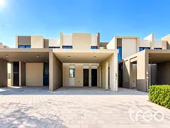Vacant Now | Single Row | Near Amenities