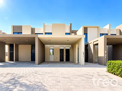 Vacant Now | Single Row | Near Amenities