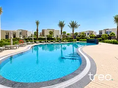 Vacant Now | Single Row | Near Amenities