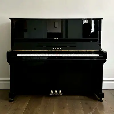 Yamaha U3H Upright Piano - Classic Polished Ebony Black (Made in Japan)
