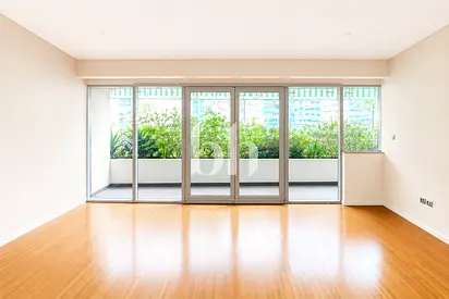 Community View I Large Balcony I Rent Refund