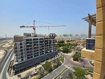 NEXT TO PARK | METRO NEARBY | INVESTOR DEAL
