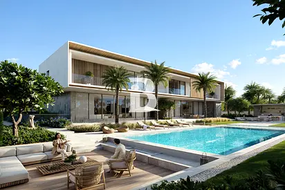 OP DEAL | 7 Bedroom Mansion | On the Lagoon
