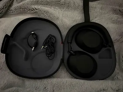 SONY WH-1000XM6 (BLACK)