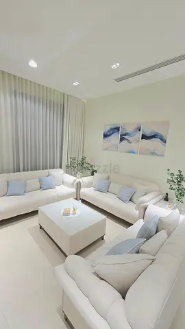 White 5-piece Sofa Set in Excellent Condition (Modern Living Room)