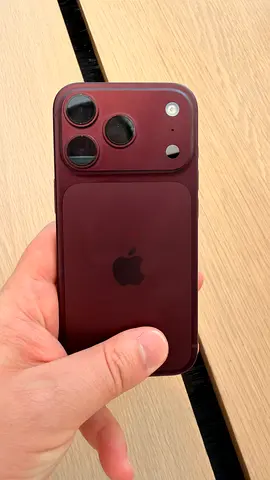 iPhone 18 Pro Max 2tb Burgundy sealed new