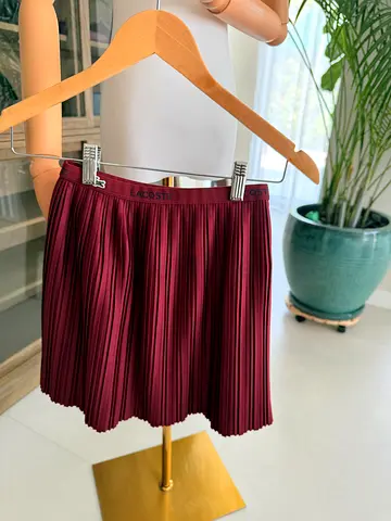 Lacoste burgundy girl skirt size6