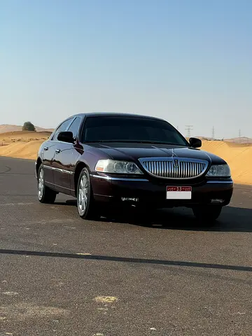 2007 Lincoln TOWN CAR — фото 3