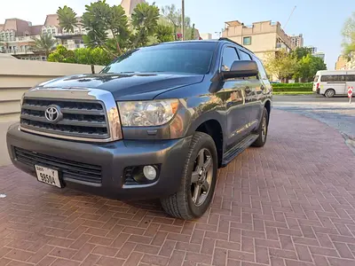 Toyota Sequoia SR5 2017 American Specs