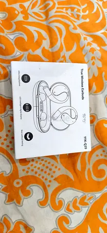 True Wireless Earbuds YVK-Q39 with Charging Case (New/Boxed)