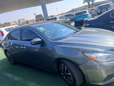 Nissan Altima 2018 SV GCC Specs in Excellent Condition