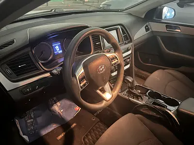 Hyundai Sonata SE 2019 American Specs