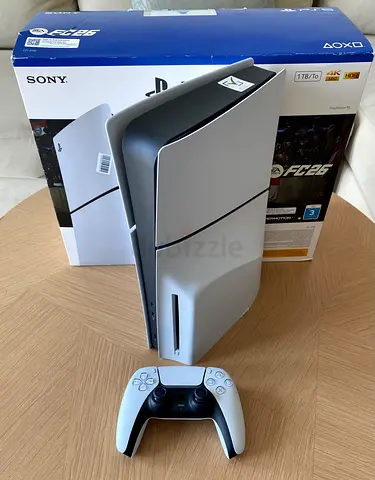 PS5 Slim 1Tb Disc Edition FC26 Bundle With 1 Controller and Box