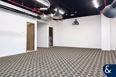 Fitted | High Floor | Close to Metro