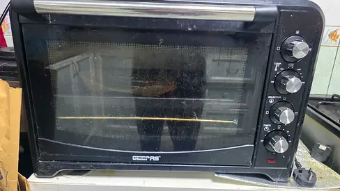 Used Geepas Electric Oven/Toaster - Medium Size, Works Fine
