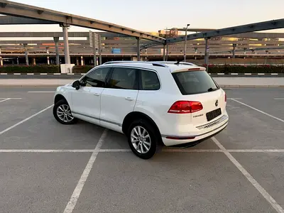 2016 Volkswagen TOUAREG 照片 2